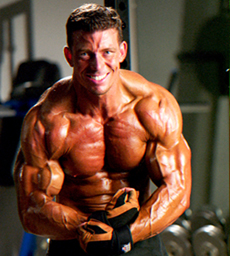 Jonathan Lawson most muscular pose - Workout Change for Major Muscle Gains